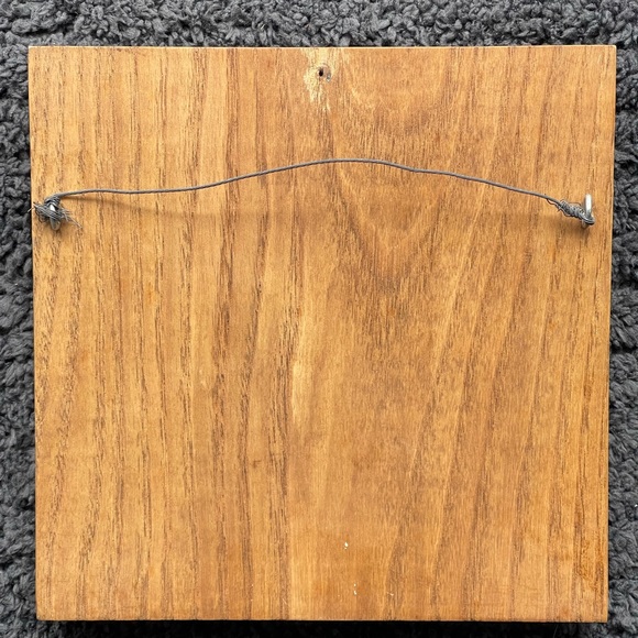 Vintage Hand Painted, Framed and Signed/Dated Beautiful Flower Tile  7 1/4" - Picture 5 of 5